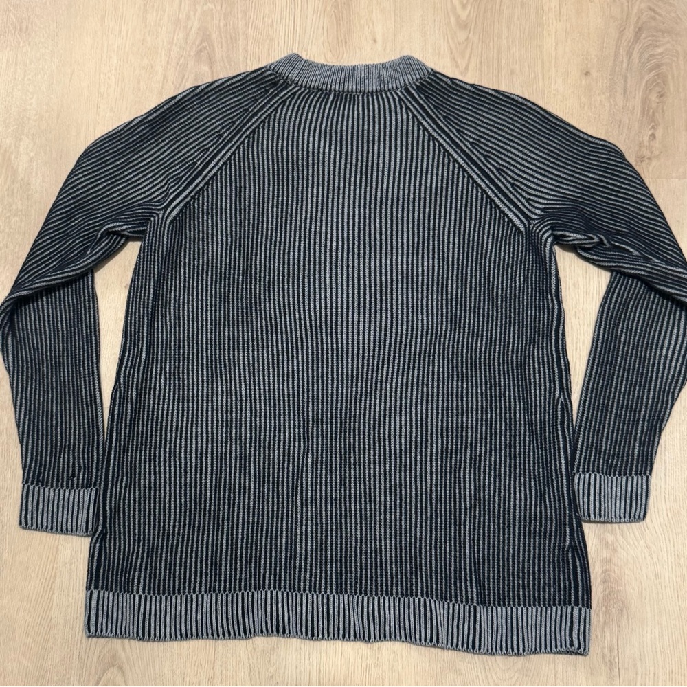 LANDS’ END Women’s Drifter Sweater - Size MD - Picture 4 of 5